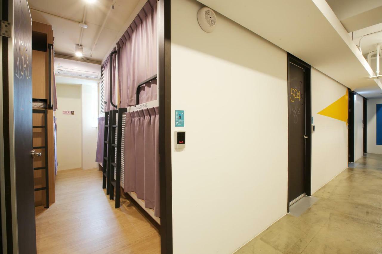 Loosha Hostel Tajcshung Kültér fotó