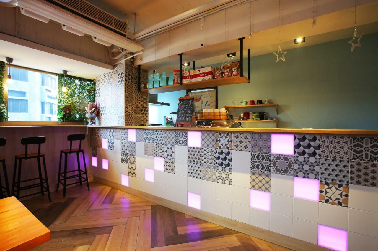 Loosha Hostel Tajcshung Kültér fotó