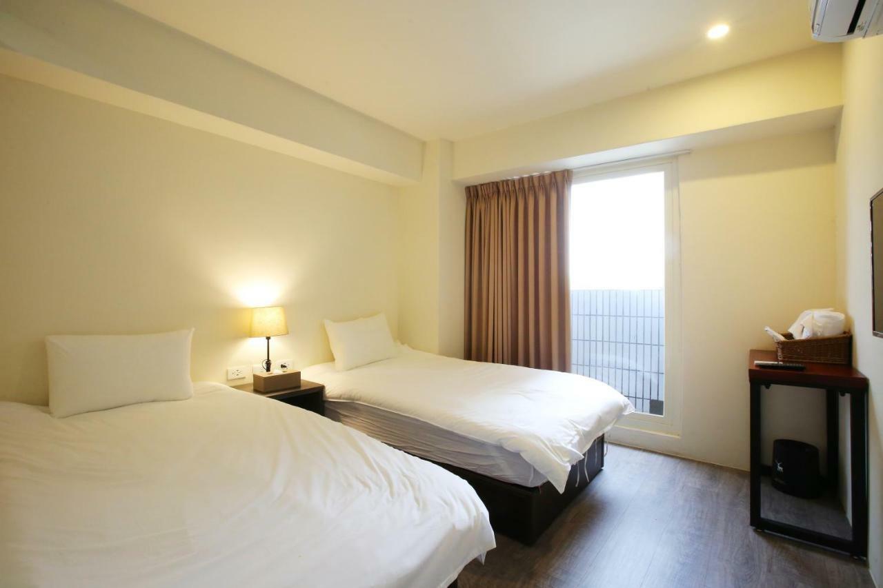 Loosha Hostel Tajcshung Kültér fotó